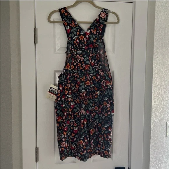 NWT Rare Duluth Trading Co Women’s Shortall Heirloom Overalls Gnome Mushroom -S - Picture 7 of 11